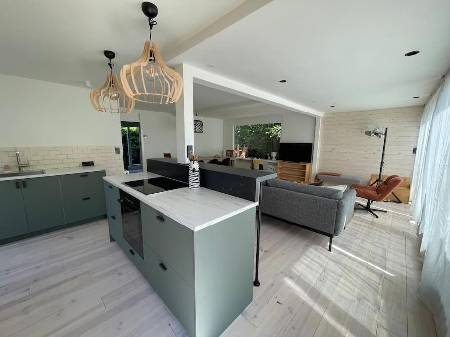Modern Beach House For 12 Pers! With Jacuzzi Юлианадорп Экстерьер фото